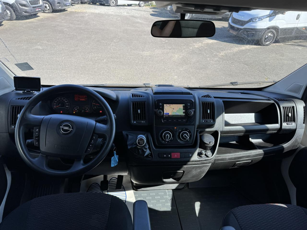 Opel Movano combi 165CH BLUEHDI S&S BENNE COFFRE DOUBLE CABINE 6 PLACES - Billenőplatós kisteherautó: 3 kép. Opel Movano combi 165CH BLUEHDI S&S BENNE COFFRE DOUBLE CABINE 6 PLACES - Billenőplatós kisteherautó: 3 kép.