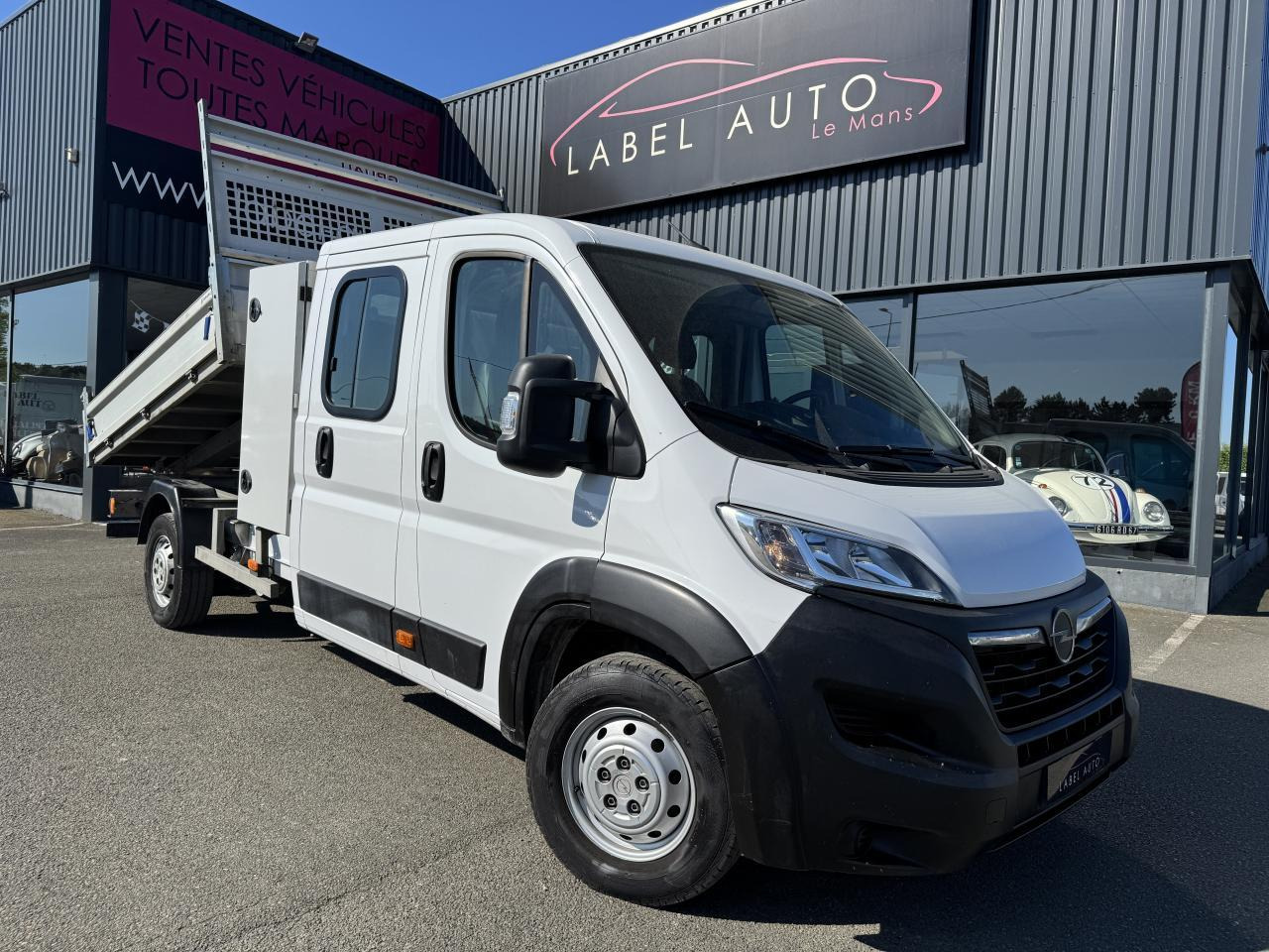 Opel Movano combi 165CH BLUEHDI S&S BENNE COFFRE DOUBLE CABINE 6 PLACES - Billenőplatós kisteherautó: 2 kép. Opel Movano combi 165CH BLUEHDI S&S BENNE COFFRE DOUBLE CABINE 6 PLACES - Billenőplatós kisteherautó: 2 kép.