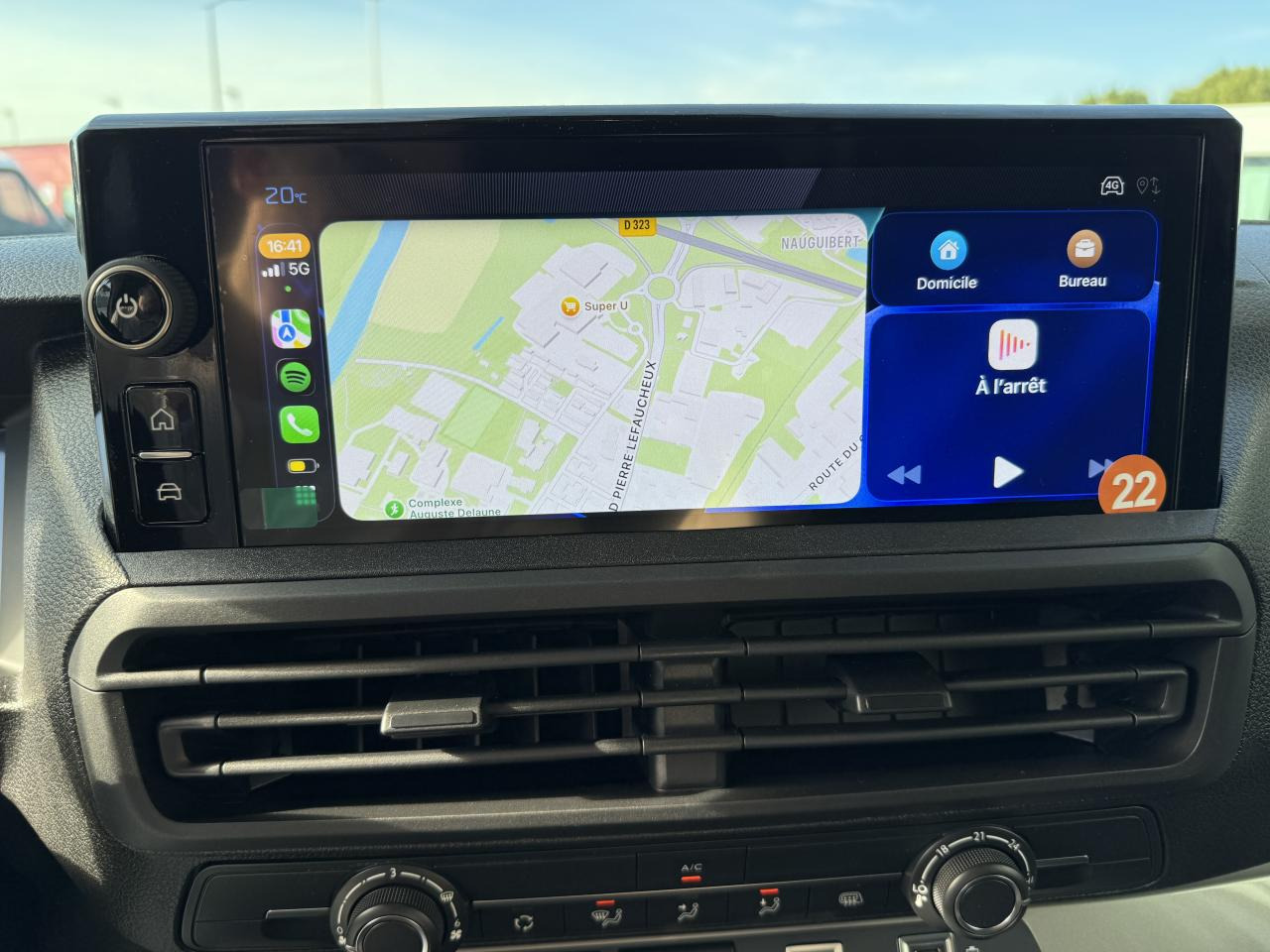 Új Furgon PEUGEOT Expert M 2.0 BlueHDi - 145 S&S - BV EAT8 III FOURGON Fourgon PHASE 2: 10 kép. Új Furgon PEUGEOT Expert M 2.0 BlueHDi - 145 S&S - BV EAT8 III FOURGON Fourgon PHASE 2: 10 kép.