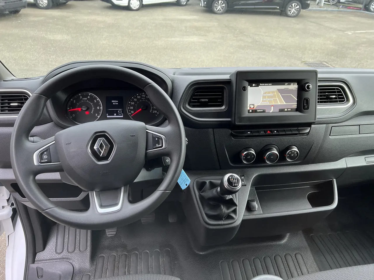 Renault Master F3300 L2H2 2.3 BLUE DCI 135CH GRAND CONFORT EURO6 - Furgon: 3 kép. Renault Master F3300 L2H2 2.3 BLUE DCI 135CH GRAND CONFORT EURO6 - Furgon: 3 kép.