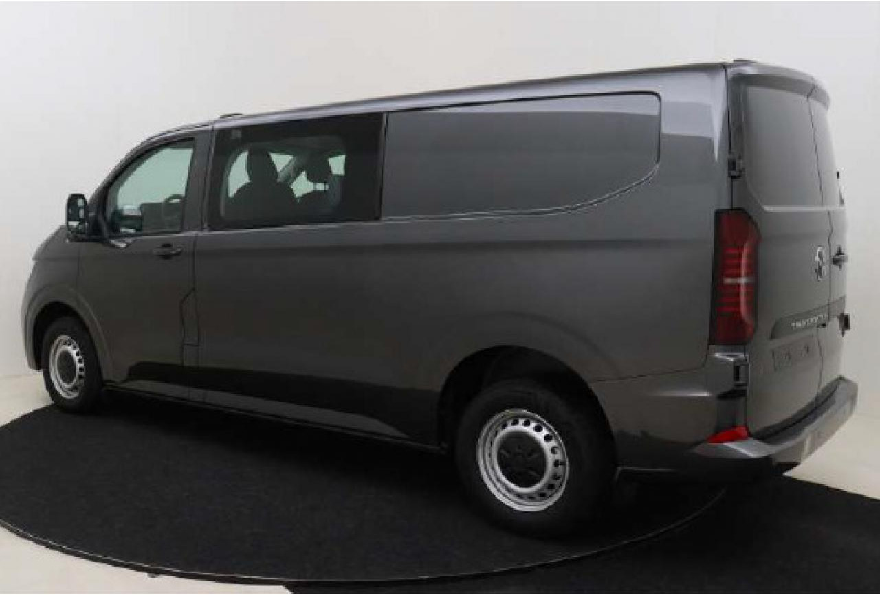 VOLKSWAGEN Transporter L2H1 3.225T 2.0 16V TDI - 170 - BV DSG T7 TV FOURGON CABINE APPROFONDIE - Furgon: 4 kép. VOLKSWAGEN Transporter L2H1 3.225T 2.0 16V TDI - 170 - BV DSG T7 TV FOURGON CABINE APPROFONDIE - Furgon: 4 kép.