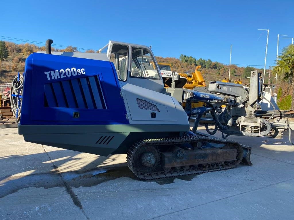 Techmo TM200S2 - Építőipari gépek: 1 kép. Techmo TM200S2 - Építőipari gépek: 1 kép.