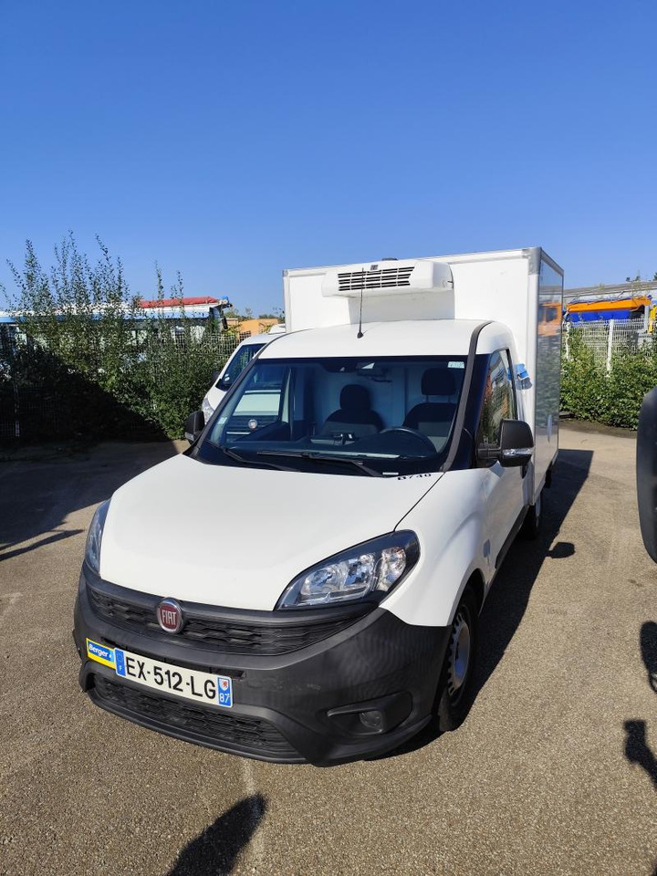 Fiat Doblo PC Caisse Frigorifique - Hűtős kisteherautó: 1 kép. Fiat Doblo PC Caisse Frigorifique - Hűtős kisteherautó: 1 kép.
