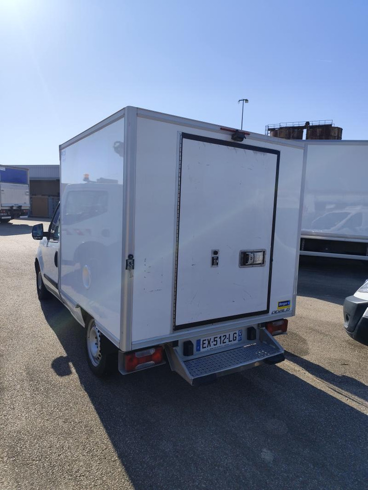 Fiat Doblo PC Caisse Frigorifique - Hűtős kisteherautó: 3 kép. Fiat Doblo PC Caisse Frigorifique - Hűtős kisteherautó: 3 kép.