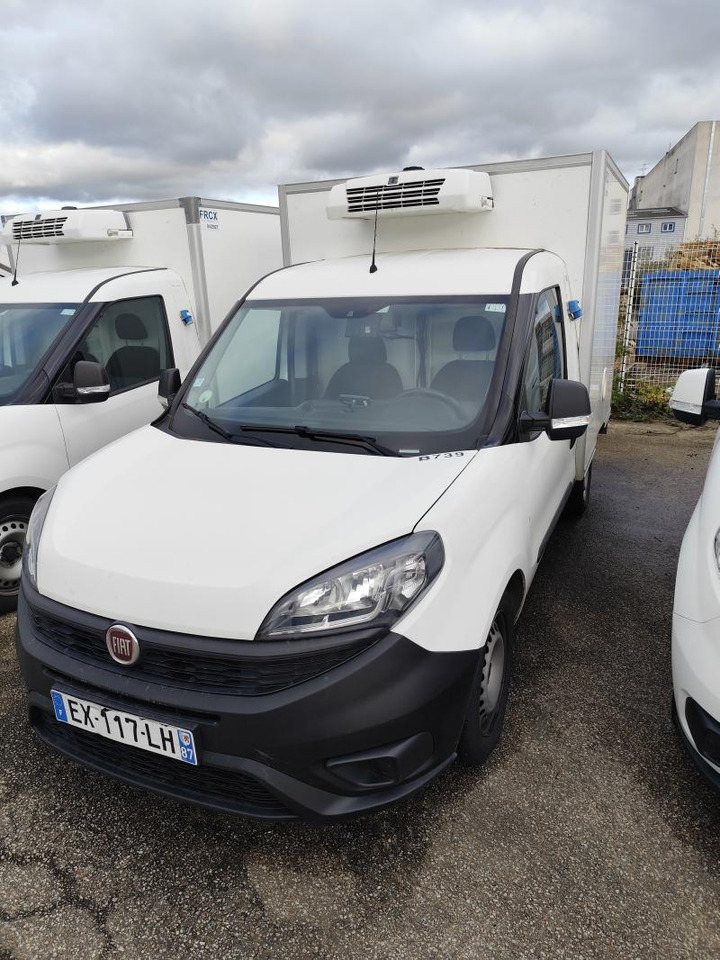 Fiat Doblo PC Caisse frigorifique - Hűtős kisteherautó: 1 kép. Fiat Doblo PC Caisse frigorifique - Hűtős kisteherautó: 1 kép.