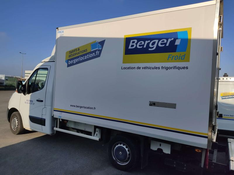 MASTER CC FRIGO 125CV - Hűtős kisteherautó: 2 kép. MASTER CC FRIGO 125CV - Hűtős kisteherautó: 2 kép.