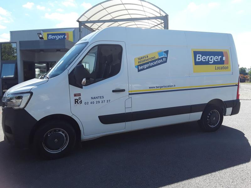 RENAULT MASTER L2H2 10m3 135CH - Furgon: 2 kép. RENAULT MASTER L2H2 10m3 135CH - Furgon: 2 kép.