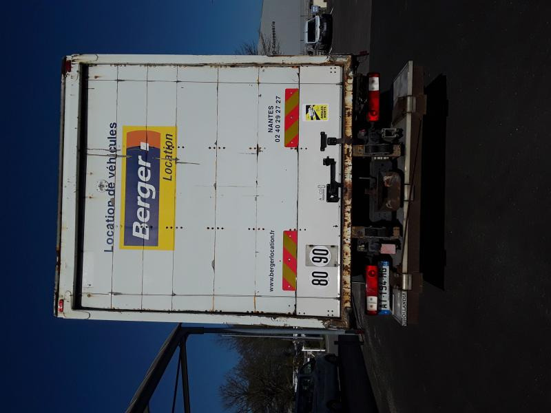 RENAULT PREMIUM 19T GRAND ROUTIER 430CV FOURGON HAYON - Dobozos felépítményű teherautó: 5 kép. RENAULT PREMIUM 19T GRAND ROUTIER 430CV FOURGON HAYON - Dobozos felépítményű teherautó: 5 kép.