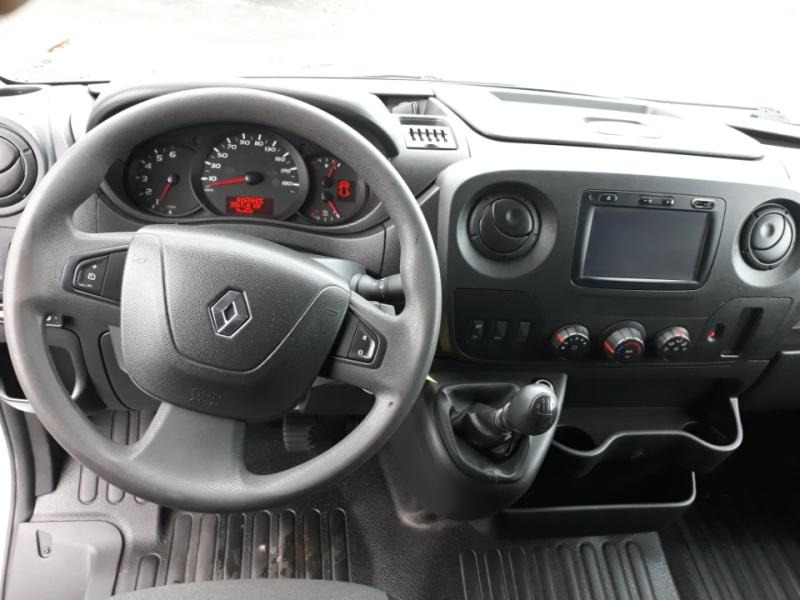 Renault Master 145.35 FG Tronqué L2H2 Nacelle Pack éco - Emelőkosaras teherautó: 4 kép. Renault Master 145.35 FG Tronqué L2H2 Nacelle Pack éco - Emelőkosaras teherautó: 4 kép.