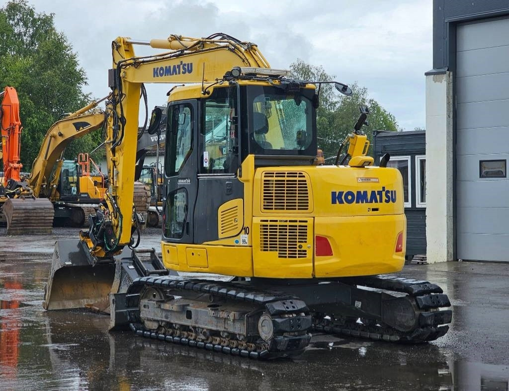 Komatsu pc78us-10 - Minikotró: 4 kép. Komatsu pc78us-10 - Minikotró: 4 kép.