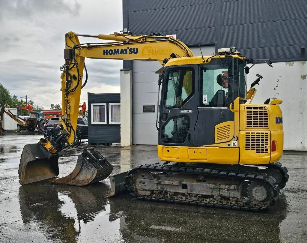 Komatsu pc78us-10 - Minikotró: 3 kép. Komatsu pc78us-10 - Minikotró: 3 kép.