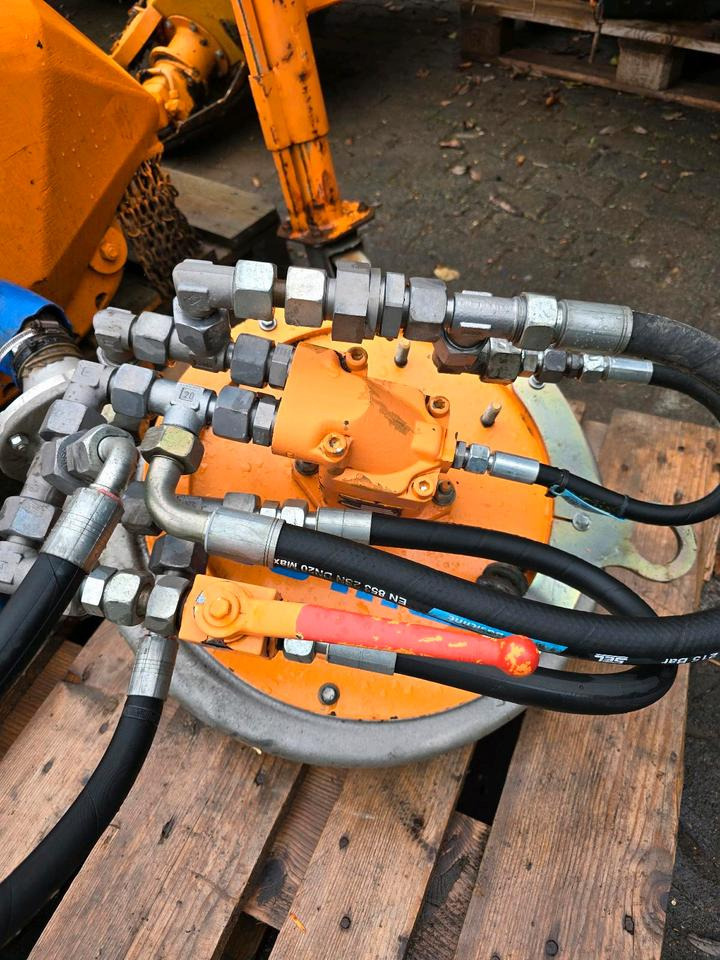 Mulag Gebläse MKM 700 Mähausleger Böschungsmäher Böschungsmulcher FME 600 700 500 MFK 500 600 unimog Mercedes-Benz - Alkatrész - Szárzúzó/ Mulcsozó: 4 kép. Mulag Gebläse MKM 700 Mähausleger Böschungsmäher Böschungsmulcher FME 600 700 500 MFK 500 600 unimog Mercedes-Benz - Alkatrész - Szárzúzó/ Mulcsozó: 4 kép.