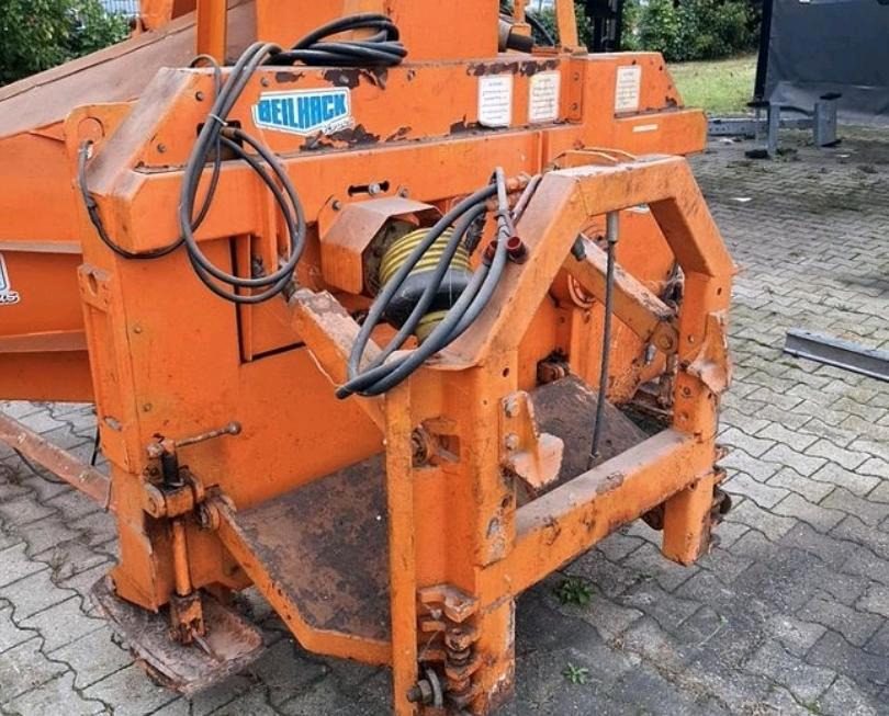 Beilhack HS 30 Z 3m. Seitenschneeschleuder Schneefräse Schneeschleuder für Unimog 405 U300 U 400 500 423 318 427 429 530 535 Verladekamin - Hófúvó: 3 kép. Beilhack HS 30 Z 3m. Seitenschneeschleuder Schneefräse Schneeschleuder für Unimog 405 U300 U 400 500 423 318 427 429 530 535 Verladekamin - Hófúvó: 3 kép.