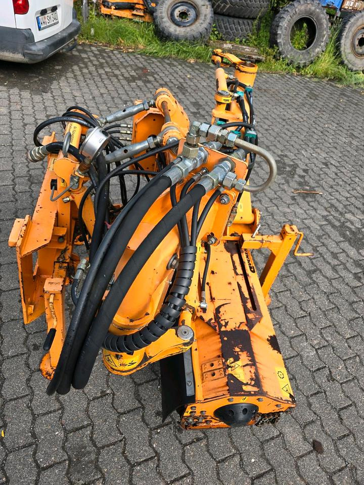 Dücker MGK 13 Randstreifenmäher Randstreifenmähgerät Böschungsmulcher Böschungsmäher Seitenmulcher Mähausleger für Ladog Multicar Hansa Unimog u300 300 400 500 327 323 530 405 - Padkakasza: 2 kép. Dücker MGK 13 Randstreifenmäher Randstreifenmähgerät Böschungsmulcher Böschungsmäher Seitenmulcher Mähausleger für Ladog Multicar Hansa Unimog u300 300 400 500 327 323 530 405 - Padkakasza: 2 kép.