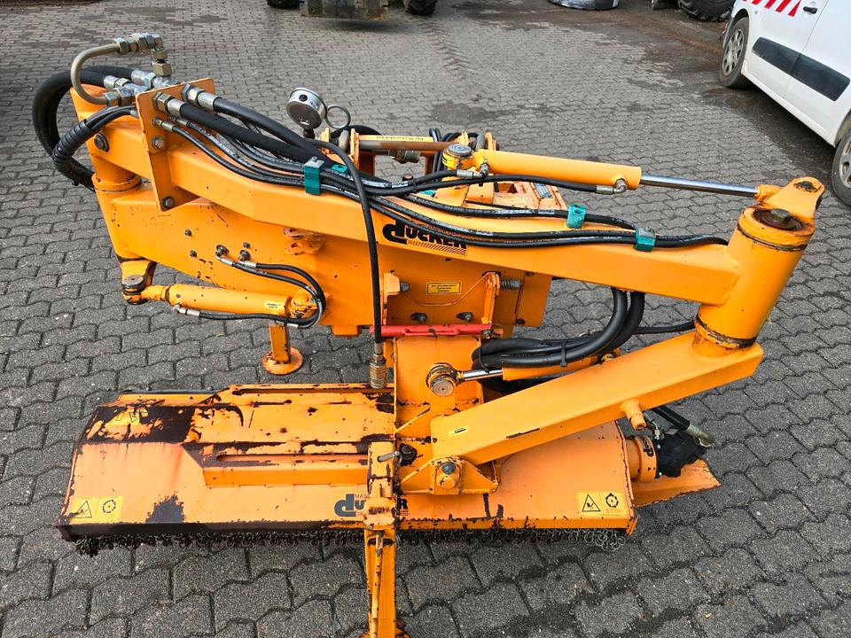 Dücker MGK 13 Randstreifenmäher Randstreifenmähgerät Böschungsmulcher Böschungsmäher Seitenmulcher Mähausleger für Ladog Multicar Hansa Unimog u300 300 400 500 327 323 530 405 - Padkakasza: 5 kép. Dücker MGK 13 Randstreifenmäher Randstreifenmähgerät Böschungsmulcher Böschungsmäher Seitenmulcher Mähausleger für Ladog Multicar Hansa Unimog u300 300 400 500 327 323 530 405 - Padkakasza: 5 kép.