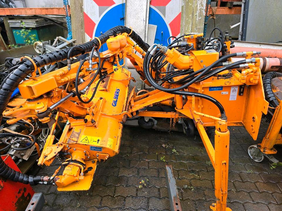 Gilbers GM 12 RL Randstreifenmäher Böschungsmulcher Böschungsmäher Seitenmulcher Mähausleger Dücker Mulag - Padkakasza: 4 kép. Gilbers GM 12 RL Randstreifenmäher Böschungsmulcher Böschungsmäher Seitenmulcher Mähausleger Dücker Mulag - Padkakasza: 4 kép.