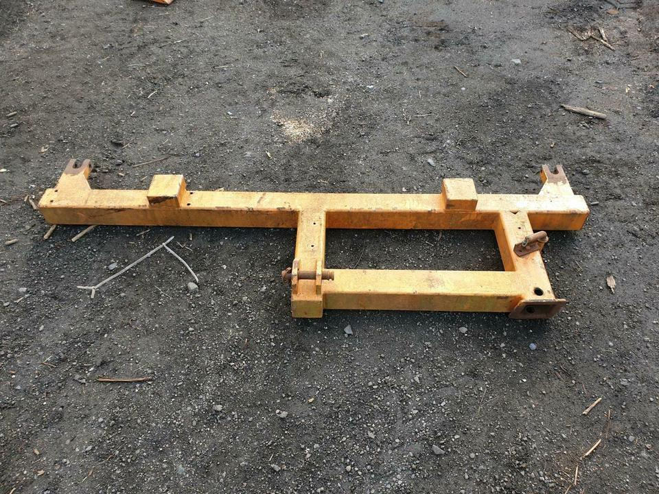 Kipperrahmen Parkrahmen Fendt Xylon Mulag Dücker Mähausleger - Keret/ Alváz - Többcélú/ Speciális jármű: 3 kép. Kipperrahmen Parkrahmen Fendt Xylon Mulag Dücker Mähausleger - Keret/ Alváz - Többcélú/ Speciális jármű: 3 kép.