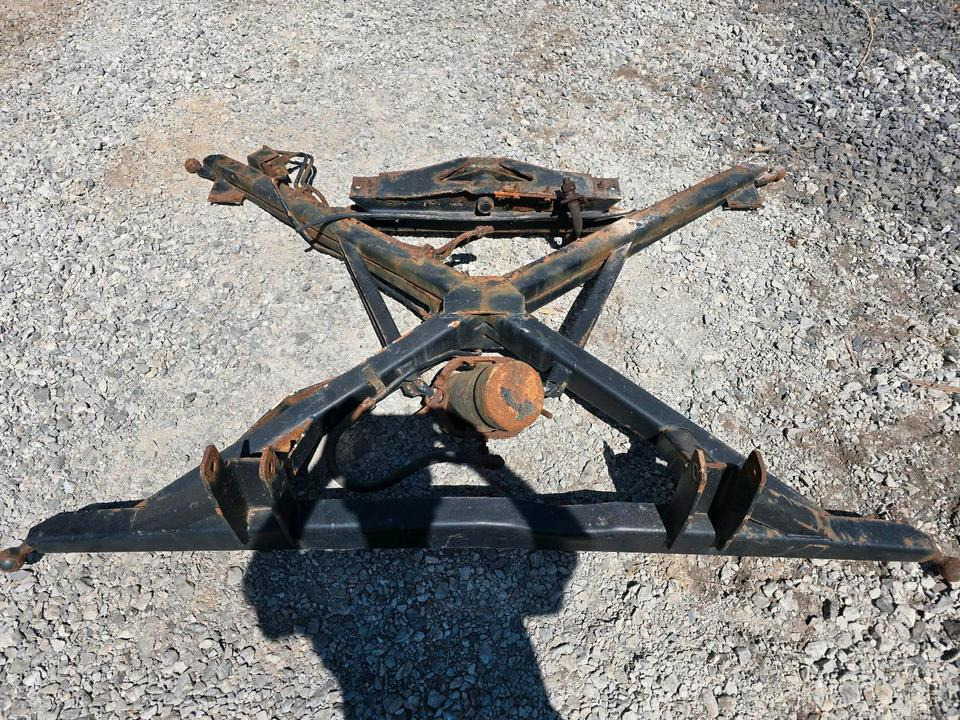 Kipperspinne Unimog 424 427 436 Mercedes Benz Kipperrahmen Kippzylinder Kipperstempel U 1000 1200 1400 1600 1500 1300 2100 - Keret/ Alváz - Teherautó: 4 kép. Kipperspinne Unimog 424 427 436 Mercedes Benz Kipperrahmen Kippzylinder Kipperstempel U 1000 1200 1400 1600 1500 1300 2100 - Keret/ Alváz - Teherautó: 4 kép.