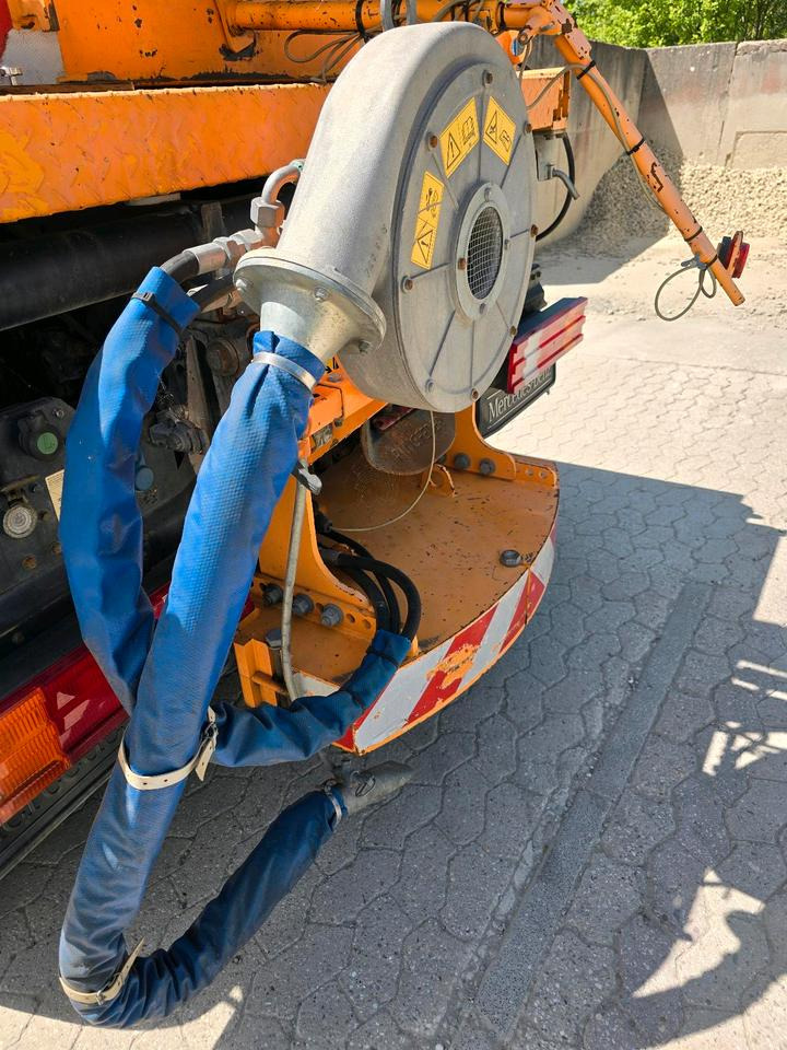 Mulag Heckgewicht mit Gebläse für Unimog 405 u300 U 400 500 UGN UGE 423 427 318 218 530 430 535 Böschungsmäher Böschungsmulcher Dücker - Homok-/ Sószóró: 4 kép. Mulag Heckgewicht mit Gebläse für Unimog 405 u300 U 400 500 UGN UGE 423 427 318 218 530 430 535 Böschungsmäher Böschungsmulcher Dücker - Homok-/ Sószóró: 4 kép.