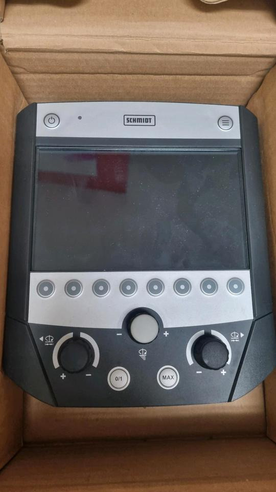 Schmidt Aebi ESC-D Salzstreuer Steuerung Bordcomputer 1184329-5 Bedieeinheit Stratos Salzsilo - ECU - Többcélú/ Speciális jármű: 1 kép. Schmidt Aebi ESC-D Salzstreuer Steuerung Bordcomputer 1184329-5 Bedieeinheit Stratos Salzsilo - ECU - Többcélú/ Speciális jármű: 1 kép.