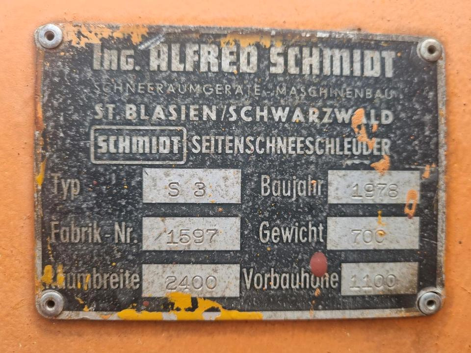 Schmidt S3 Schneeschleuder Schneefräse 240cm für Unimog U300 400 500 405 427 423 429 530 535 Schneepflug Schneeschild Scheeschieber Winterdienst Schmidt Beilhack - Hófúvó: 5 kép. Schmidt S3 Schneeschleuder Schneefräse 240cm für Unimog U300 400 500 405 427 423 429 530 535 Schneepflug Schneeschild Scheeschieber Winterdienst Schmidt Beilhack - Hófúvó: 5 kép.