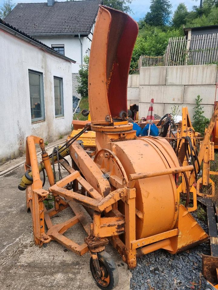 Schmidt S3 Schneeschleuder Schneefräse 240cm für Unimog U300 400 500 405 427 423 429 530 535 Schneepflug Schneeschild Scheeschieber Winterdienst Schmidt Beilhack - Hófúvó: 1 kép. Schmidt S3 Schneeschleuder Schneefräse 240cm für Unimog U300 400 500 405 427 423 429 530 535 Schneepflug Schneeschild Scheeschieber Winterdienst Schmidt Beilhack - Hófúvó: 1 kép.