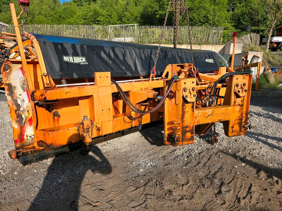 Schneepflug Beilhack PV 4m. Schneeschild Schneeschieber Schmidt Epoke passend für LKW Unimog 424 427 405 U 300 400 500 318 323 423 218 430 429 530 527 535 Mercedes-Benz Winterdienst - Hóeke: 3 kép. Schneepflug Beilhack PV 4m. Schneeschild Schneeschieber Schmidt Epoke passend für LKW Unimog 424 427 405 U 300 400 500 318 323 423 218 430 429 530 527 535 Mercedes-Benz Winterdienst - Hóeke: 3 kép.