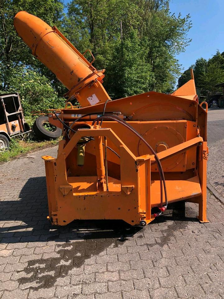 Schneeschleuder Beilhack HS 135 S Schneefräse Anbau- Schneeschleuder für Unimog 405 U300 U 400 500 405 423 430 530 318 527 427 327 - Hófúvó: 5 kép. Schneeschleuder Beilhack HS 135 S Schneefräse Anbau- Schneeschleuder für Unimog 405 U300 U 400 500 405 423 430 530 318 527 427 327 - Hófúvó: 5 kép.