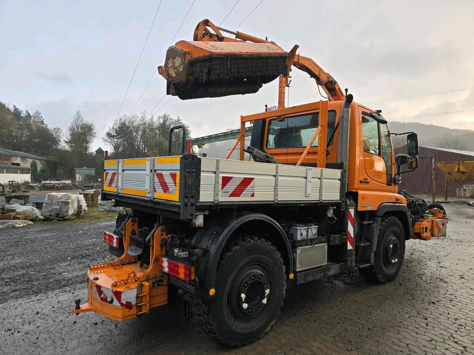 Unimog U400 2011 Bluetec 5 Mercedes-Benz 405 423 427 300 U 500 Mulag MKM Mähausleger Böschungsmäher Böschungsmulcher FME Dücker - Többcélú/ Speciális jármű: 3 kép. Unimog U400 2011 Bluetec 5 Mercedes-Benz 405 423 427 300 U 500 Mulag MKM Mähausleger Böschungsmäher Böschungsmulcher FME Dücker - Többcélú/ Speciális jármű: 3 kép.