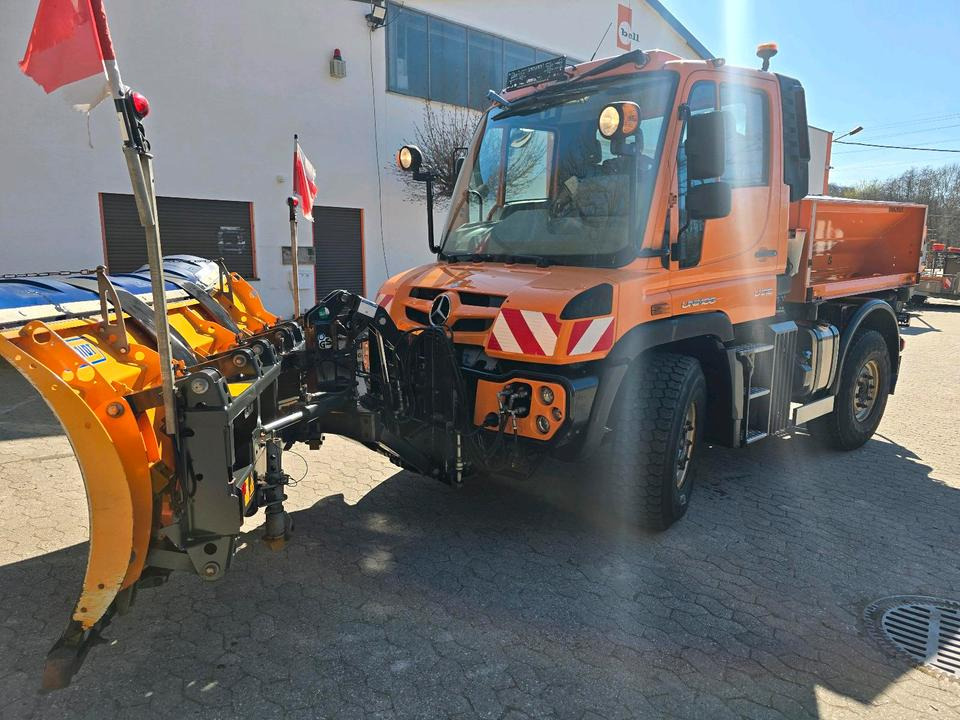 Unimog 218 U218 Mercedes-Benz 405 Schmidt Schneepflug Gmeiner Salzstreuer Yedi Winterdienst - Hóeltakarító gép: 1 kép. Unimog 218 U218 Mercedes-Benz 405 Schmidt Schneepflug Gmeiner Salzstreuer Yedi Winterdienst - Hóeltakarító gép: 1 kép.