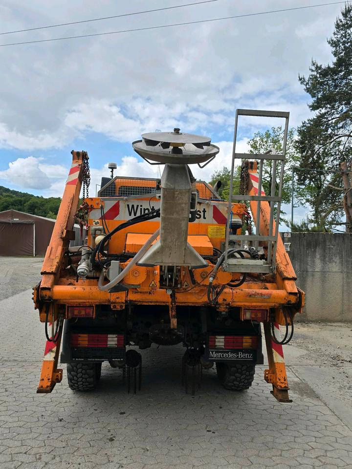 Unimog 405/10 U300 Bluetec 5 Mercedes-Benz U 300 UGE UGN mit Jotha Absetzkipper combi con 4518 Absetzer - Hóeltakarító gép: 5 kép. Unimog 405/10 U300 Bluetec 5 Mercedes-Benz U 300 UGE UGN mit Jotha Absetzkipper combi con 4518 Absetzer - Hóeltakarító gép: 5 kép.