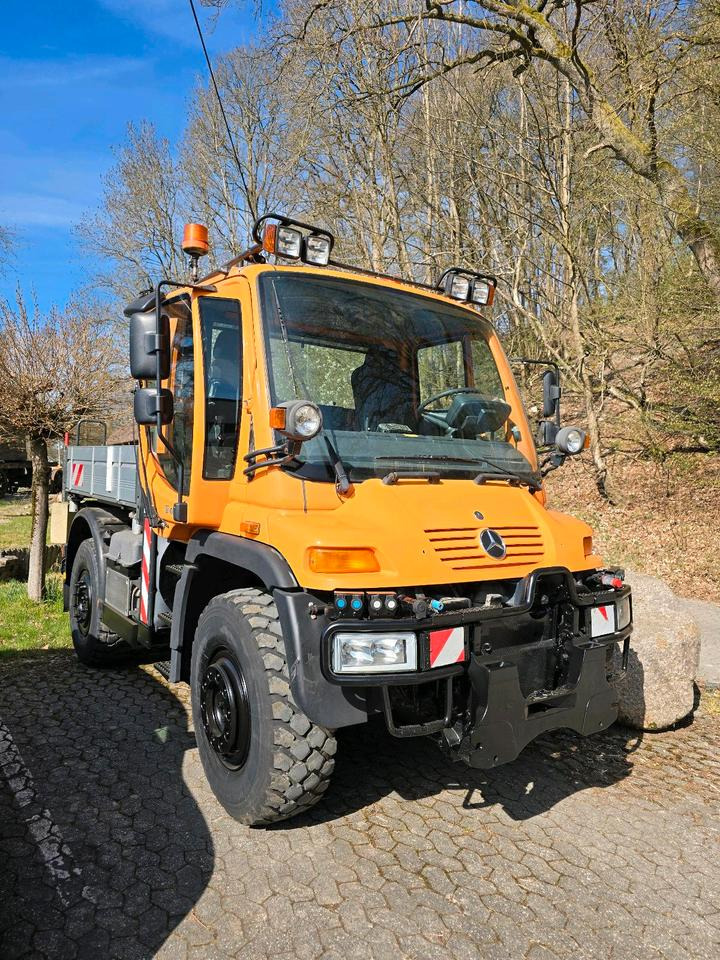 Unimog 405/10 U400 Bluetec 5 Leistungshydraulik Hydrostat U 400 500 300 Mercedes-Benz 318 218 430 423 427 - Hóeltakarító gép: 1 kép. Unimog 405/10 U400 Bluetec 5 Leistungshydraulik Hydrostat U 400 500 300 Mercedes-Benz 318 218 430 423 427 - Hóeltakarító gép: 1 kép.