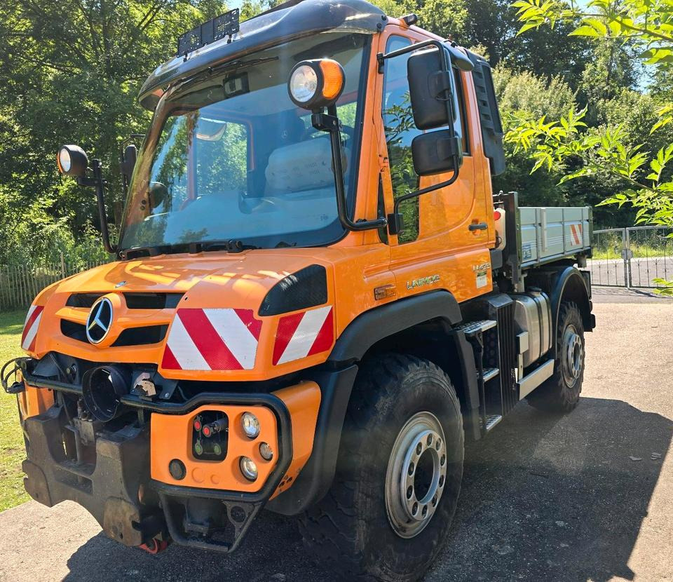 Platós teherautó, Többcélú/ Speciális jármű Unimog 405 U423 Mercedes-Benz U 423 Variopilot Easy-Drive Hydrostat 427 430 727 429 Dücker: 6 kép.