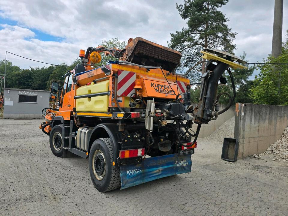Unimog U400 2013 405/10 405/12 NKS-Z-UGN-43K Bluetec 5 Mercedes-Benz UGE UGN Mulag MKM700 Mähausleger Böschungsmäher Böschungsmulcher Küpper-Weisser IMS Salzstreuer - Hóeltakarító gép: 4 kép. Unimog U400 2013 405/10 405/12 NKS-Z-UGN-43K Bluetec 5 Mercedes-Benz UGE UGN Mulag MKM700 Mähausleger Böschungsmäher Böschungsmulcher Küpper-Weisser IMS Salzstreuer - Hóeltakarító gép: 4 kép.