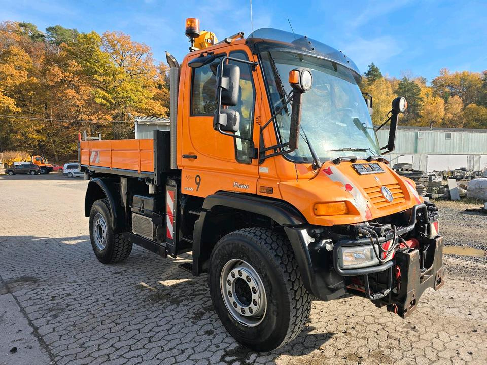 Unimog U500 2011 Bluetec 5 405/10 405/12 NKS-Z-UGN-43K Bluetec 5 Mercedes-Benz UGE UGN Hydrostat 6 Zylinder EasyDrive Variopilot Wechsellenkung - Hóeltakarító gép: 2 kép. Unimog U500 2011 Bluetec 5 405/10 405/12 NKS-Z-UGN-43K Bluetec 5 Mercedes-Benz UGE UGN Hydrostat 6 Zylinder EasyDrive Variopilot Wechsellenkung - Hóeltakarító gép: 2 kép.