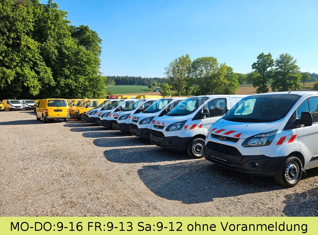 Ford Transit Custom Sortimo Werkstatt AHK Scheckheft - Kis furgon: 4 kép. Ford Transit Custom Sortimo Werkstatt AHK Scheckheft - Kis furgon: 4 kép.