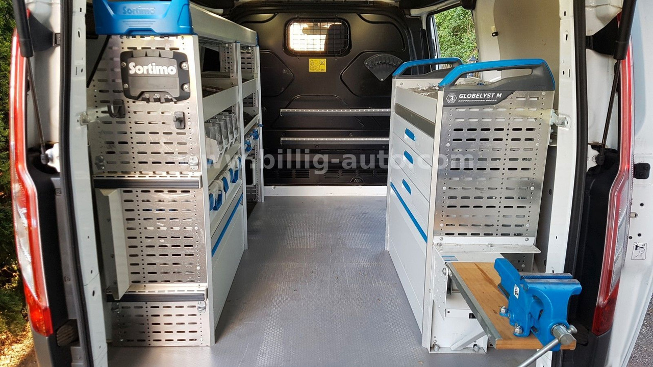 Ford Transit Sortimo Werkstatt 15xauf Lager 1.Hand - Kis furgon: 3 kép. Ford Transit Sortimo Werkstatt 15xauf Lager 1.Hand - Kis furgon: 3 kép.