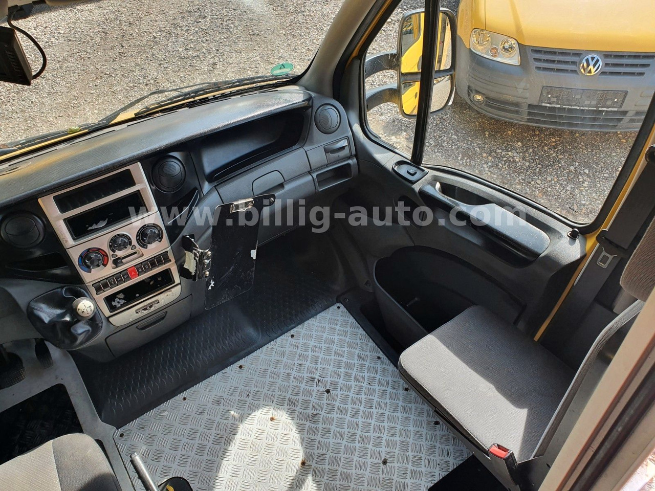 Dobozos kisteherautó Iveco Daily Koffer*Maxi*Luftfederung* Kasten: 7 kép.