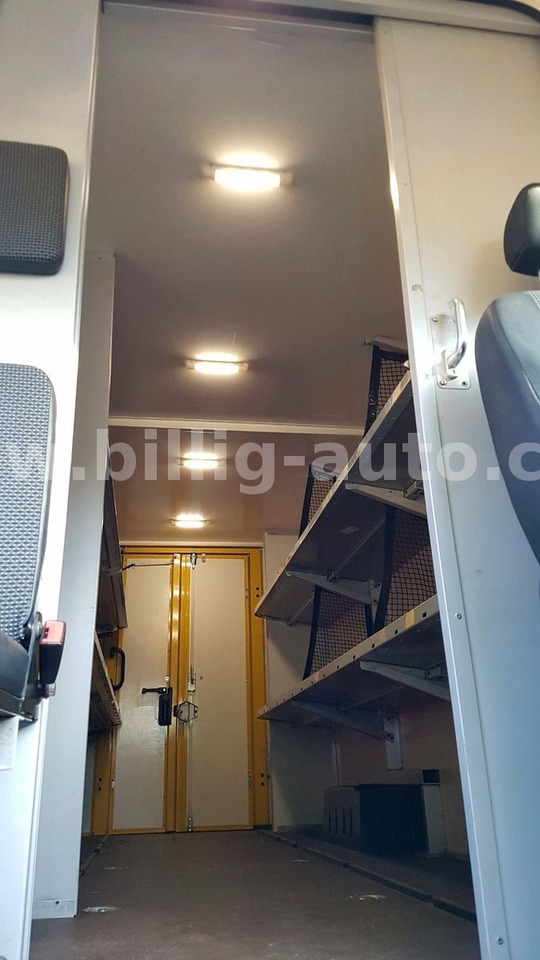 Autó Mercedes-Benz Sprinter 906 Koffer Camper Foodtruck Womo: 14 kép.