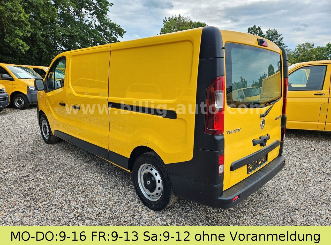 Renault Trafic L2H1 MAXI LANG 2xSCHIEBETÜR LED Kamera E6 - Kis furgon: 4 kép. Renault Trafic L2H1 MAXI LANG 2xSCHIEBETÜR LED Kamera E6 - Kis furgon: 4 kép.
