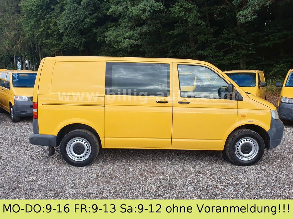 Volkswagen T5 1.9 TDI 2x Schiebetüre /Scheckheft - Minibusz, Kisbusz: 3 kép. Volkswagen T5 1.9 TDI 2x Schiebetüre /Scheckheft - Minibusz, Kisbusz: 3 kép.