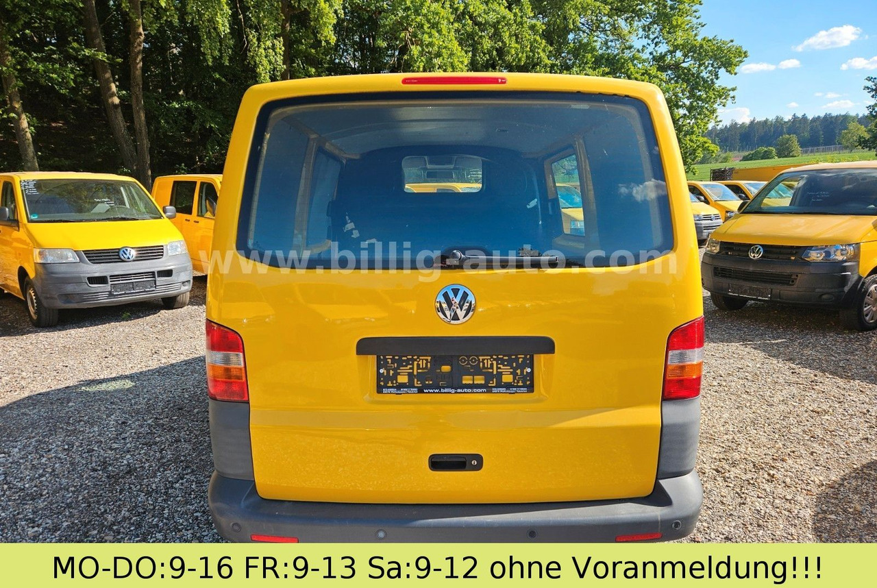 Volkswagen T5 1.9TDI Transporter 2x Schiebetüre Scheckheft - Kis furgon: 5 kép. Volkswagen T5 1.9TDI Transporter 2x Schiebetüre Scheckheft - Kis furgon: 5 kép.