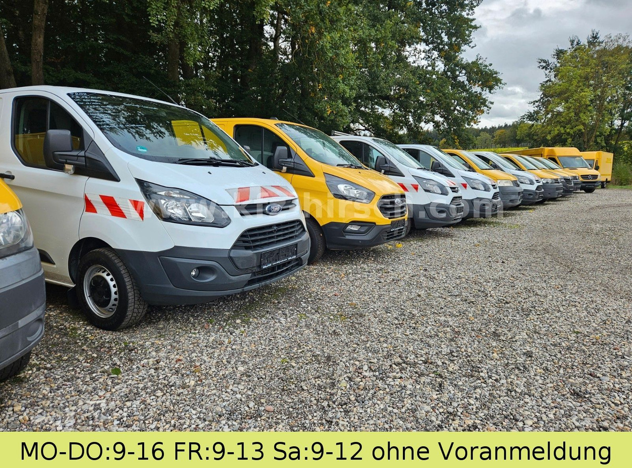 Volkswagen T5 1.9TDI Transporter 2x Schiebetüre Scheckheft - Kis furgon: 2 kép. Volkswagen T5 1.9TDI Transporter 2x Schiebetüre Scheckheft - Kis furgon: 2 kép.