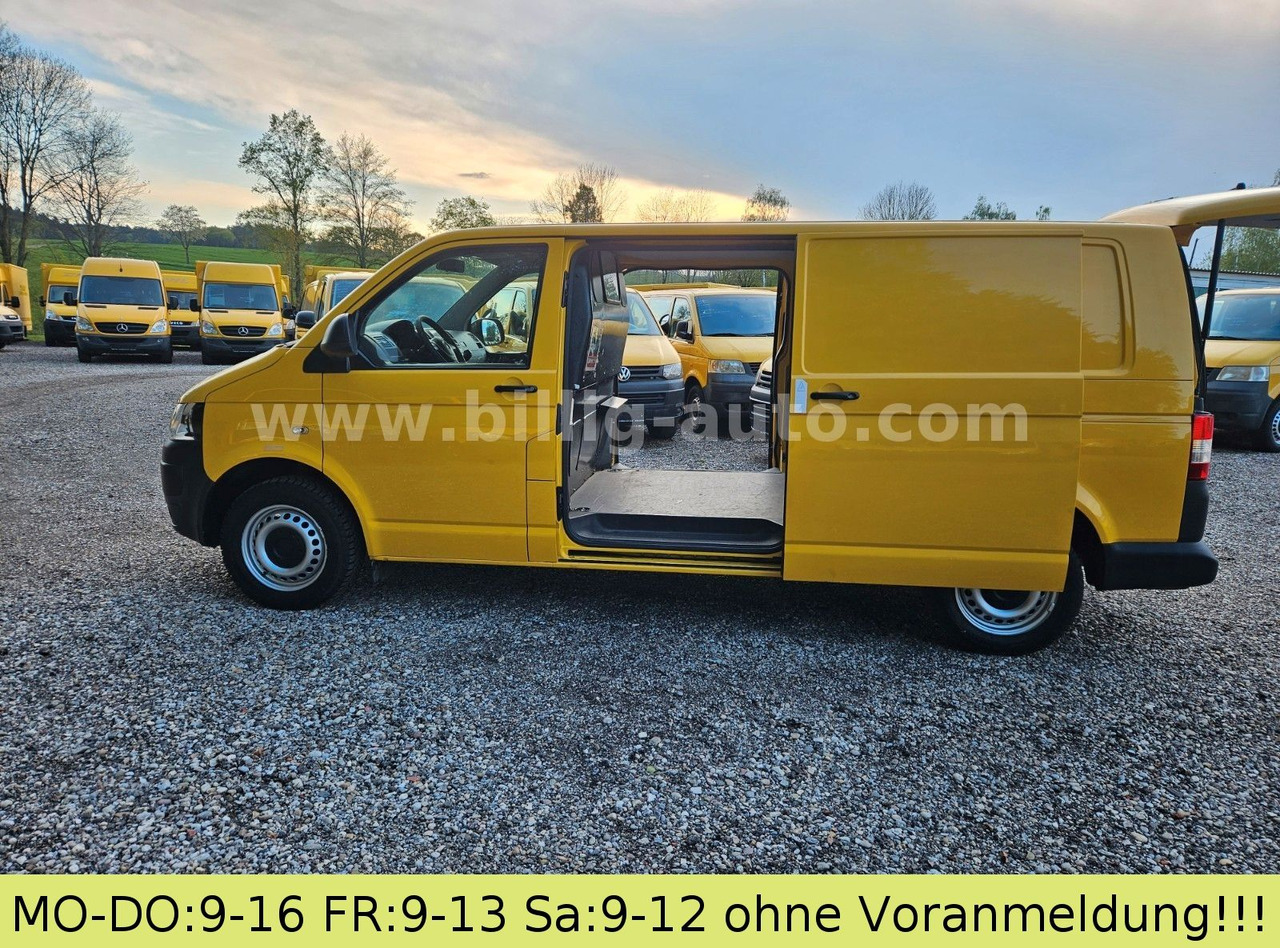 Volkswagen T5 Transporter Langer Radstand MAXI 2xSchiebetür - Kisbusz: 2 kép. Volkswagen T5 Transporter Langer Radstand MAXI 2xSchiebetür - Kisbusz: 2 kép.