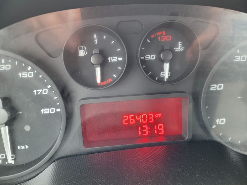 Iveco Daily 35S12 podnośnik koszowy 17 m CTE B-Lift 17 - Emelőkosaras teherautó: 5 kép. Iveco Daily 35S12 podnośnik koszowy 17 m CTE B-Lift 17 - Emelőkosaras teherautó: 5 kép.