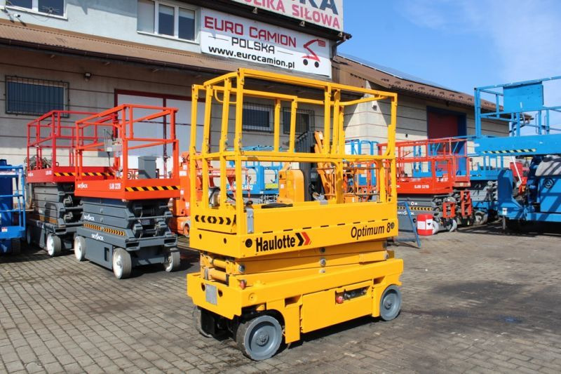 Podnośnik nożycowy elektryczny 8 m Haulotte Optimum 8 - Ollós emelő: 1 kép. Podnośnik nożycowy elektryczny 8 m Haulotte Optimum 8 - Ollós emelő: 1 kép.