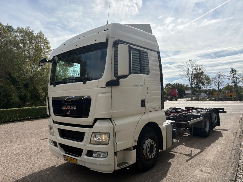 MAN TGX 26.400 / 6x2-2 LL / TUV - APK DECEMBER 2025 / - Alvaz teherautó: 2 kép. MAN TGX 26.400 / 6x2-2 LL / TUV - APK DECEMBER 2025 / - Alvaz teherautó: 2 kép.