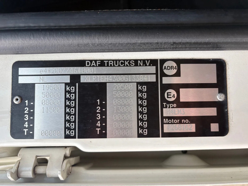 DAF XF 460 4x2 / APK - TUV JANUARI 2026 / HOLLAND TRUCK / ADR KLASSE I II III / 2 BEDS / - Nyergesvontató: 5 kép. DAF XF 460 4x2 / APK - TUV JANUARI 2026 / HOLLAND TRUCK / ADR KLASSE I II III / 2 BEDS / - Nyergesvontató: 5 kép.