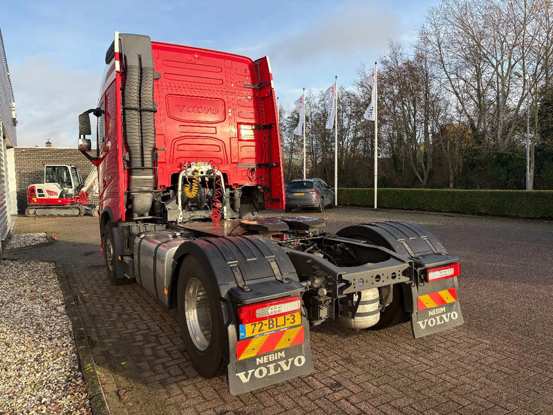 Volvo FH 460 / 4x2 PTO / APK - TUV oktober 2026 / - Nyergesvontató: 3 kép. Volvo FH 460 / 4x2 PTO / APK - TUV oktober 2026 / - Nyergesvontató: 3 kép.