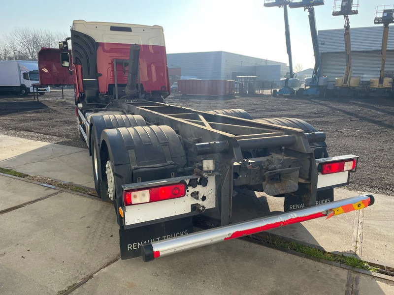 Renault T / 6x2 VOLLEDIG LUCHTGEVEERD / ALU VELGEN / HANDGESCHAKELD / LOW KM / ALU KIPPER 22.5 M3 - Billenőplatós teherautó: 5 kép. Renault T / 6x2 VOLLEDIG LUCHTGEVEERD / ALU VELGEN / HANDGESCHAKELD / LOW KM / ALU KIPPER 22.5 M3 - Billenőplatós teherautó: 5 kép.